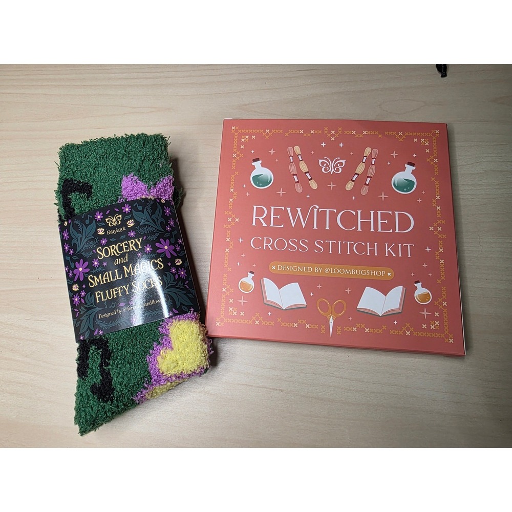Fairyloot Bundle OS Green Pink NEW Rewitched Cross Stitch Kit Fluffy Socks